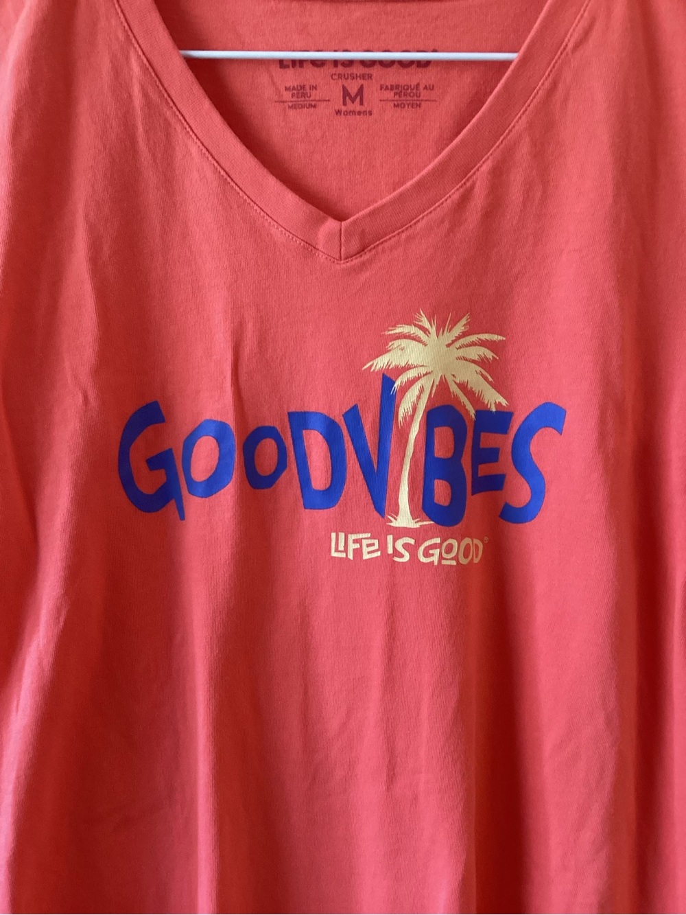 Life Is Good Women's Good Vibes Palm Short Sleeve Crusher Vee Sz Medium - Picture 2 of 3
